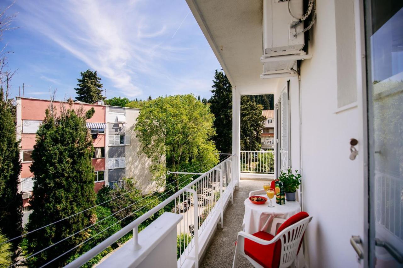 Sunnynest Apartment - 3Br Apt With Free Parking & Wi-Fi, Close To Lapad Bay Beach Dubrovnik Buitenkant foto